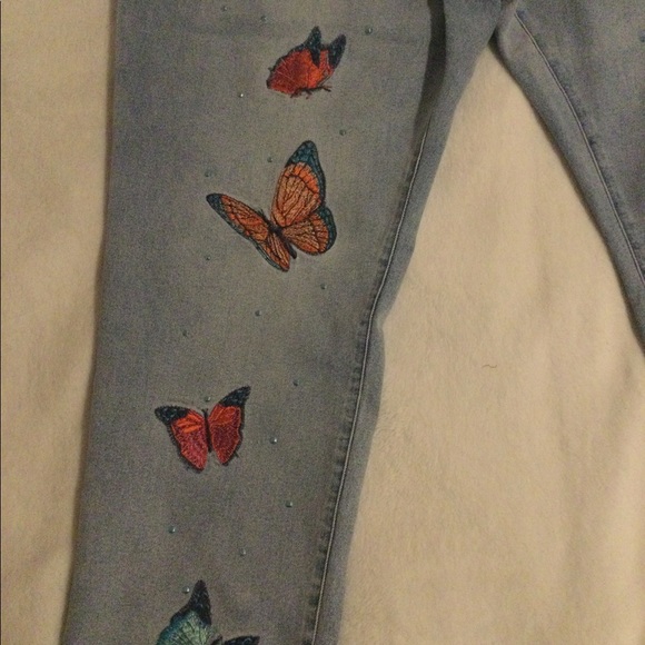 DG2 by Diane Gilman Embroidered Pull-On Exposed Button Jean Size: 3X - Picture 3 of 11